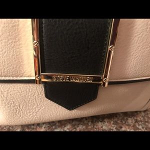 Steve Madden shoulder/handbag